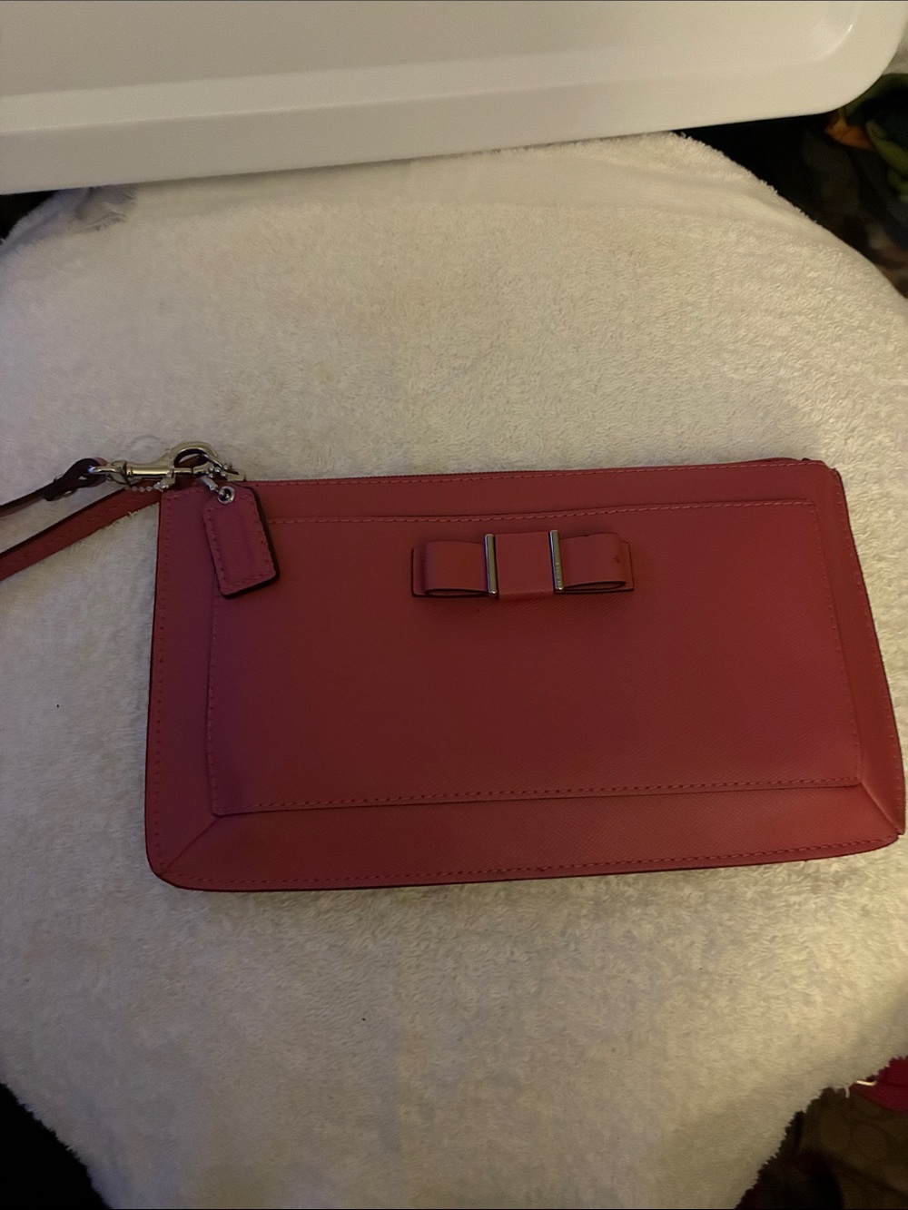 Coach Darcy Leather Pink Bow Wristlet Clutch in vibrant fuchsia/strawberry pink